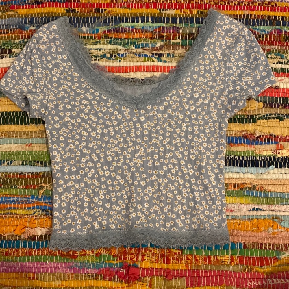 🌼 BRAND NEW Aéropostale Lacy Daisy Crop Top